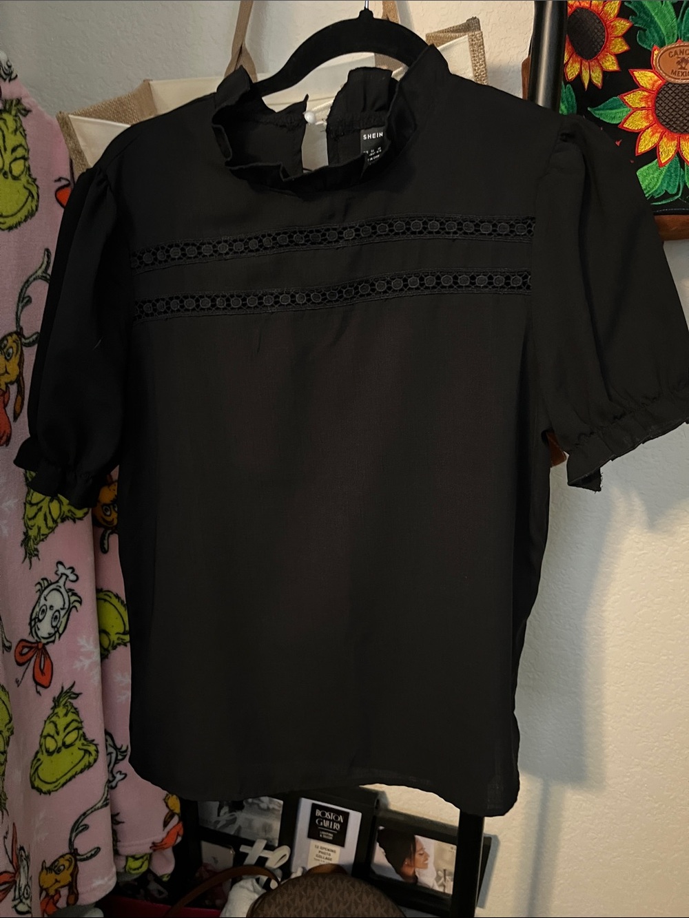 SHEIN Black Lace-Trim Puff Sleeve Blouse